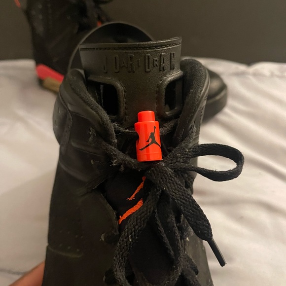 Men’s Nike (Jordan’s Infrared Retro 6 ) - Picture 5 of 5